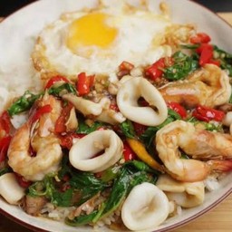 กะเพรารวมทะเลแหวก