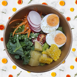 สลัดผักรวมไข่ต้ม