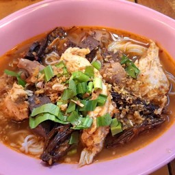 ขนมจีนน้ำเงี้ยวไก่รสชาติเข้มข้น X 2 ชุด