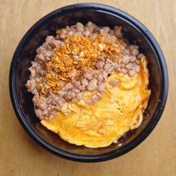 ไข่ข้นหมูสับกระเทียม