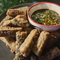 กุยช่ายทอด