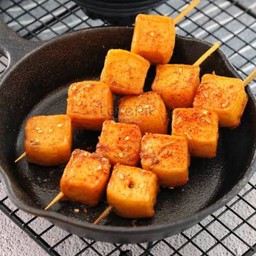 เต้าหู้ลูกเต๋า