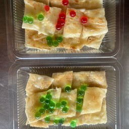 โรตีใส่ไข่บวกเย็ลลี่