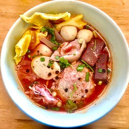 ก๋วยเตี๋ยวเย็นตาโฟหมูเด้งต้มยำ