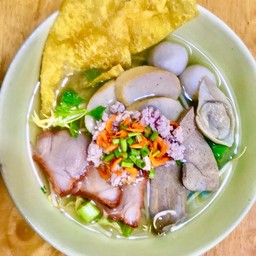 เกาเหลาหมูแดงโบราณน้ำใส