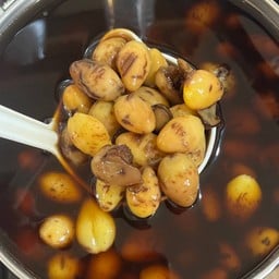 แปะก๊วยนมสด