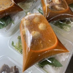 แม่บังอรขนมจีนบุฟเฟต์ 69 บาท -