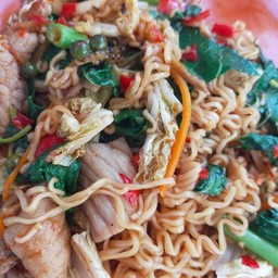 มาม่าผัดขี้เมา