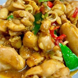 ไก่ผัดตะไคร้