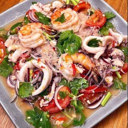 ยำวุ้นเส้นทะเล