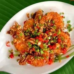 กุ้งผัดพริกเกลือ