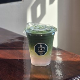 มัทฉะ พิ้งโรส