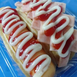 แพนเค้กใส้กรอก+แฮม