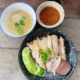 ข้าวมันไก่พิเศษไก่