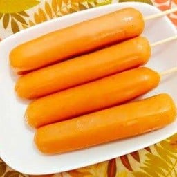 ไส้กรอกหนังกรอบ