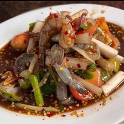 ตำกุ้งสดไหลบัว