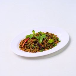 No69 ลาบปลาดุก (Catfish Spicy Salad)