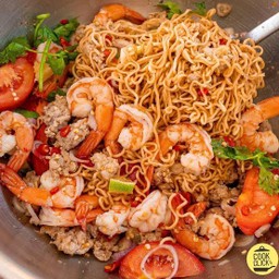 ยำมาม่า(กุ้งสุก)