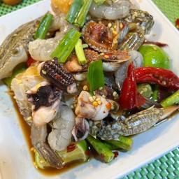 เกาเหลาทะเลรวม