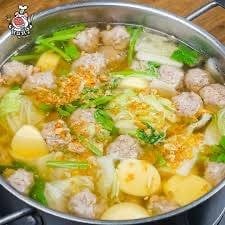 ข้าวหมูทอดนายไก่ (มน.)