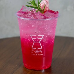 สตอเบอรี่โซดา