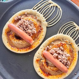 พริกเผา+ไส้กรอก+หมูสับ (1 ชิ้น)