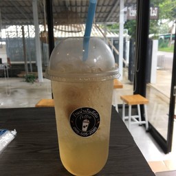 น้ำบ๊วยมะนาวเย็น