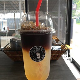 อเมริกาโน่น้ำผึ้งมะนาวเย็น