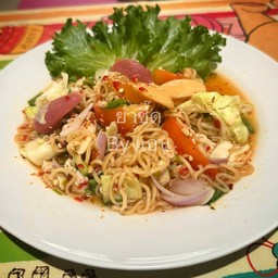 ยำมาม่า