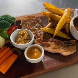 เนื้อหมูติดซี่โครง 