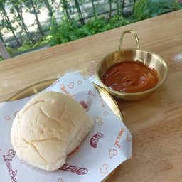 ปังนึ่งสังขยาชาไทย