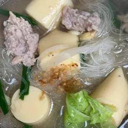 แกงจืดเต้าหู้ไข่วุ้นเส้นหมูสับ tofu+class noodle+minced pork