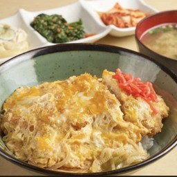 (113) ชุดข้าวหน้าหมูทอดญี่ปุ่น Katsudon Set