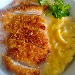 โจ๊กไก่กรอบ ไข่กวน