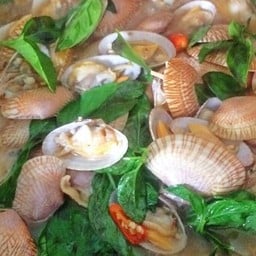 หอยลายผัดเต้าเจี้ยว