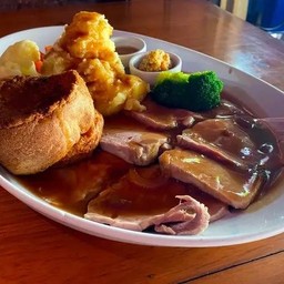 ขาหมู อบแบบบ้านๆ