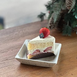 Strawberry Short Cake