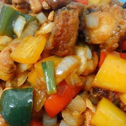 ข้าวปลากระพงผัดเปรี้ยวหวาน