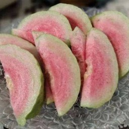 ฝรั่ง ไส้แดง