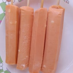 ร้านลูกชิ้นทอด+ยำ+ร้านส้มตำครกไทย(หน้าธนาคารออมสินหน้าม.แม่โจ้)