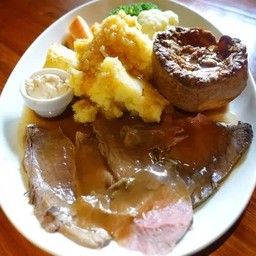 เนื้อวัวสะโพกบน อบแบบบ้านๆ