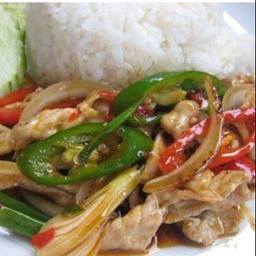 พริกหยวกเนื้อ