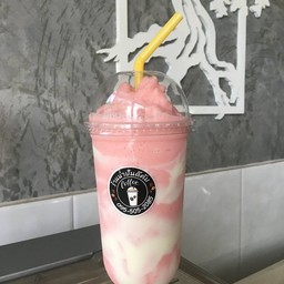 สตรอเบอรี่โยเกิร์ตปั่น