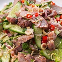 ยำเนื้อย่าง