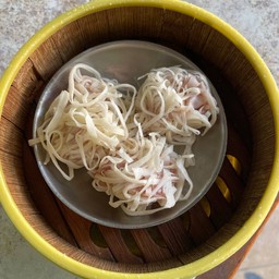 เงาะทองทอด