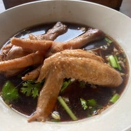 ก๋วยเตี๋ยวรวมไก่