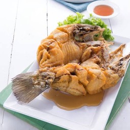 ปลากระพงทอดน้ำปลา (ตัว)