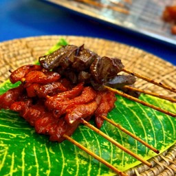 ตับหมูทอด +หมูทอด