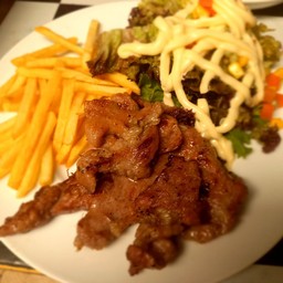 เสต็กหมูพริกไทยดำ