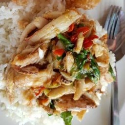 ข้าวกะเพราก็้ามปู